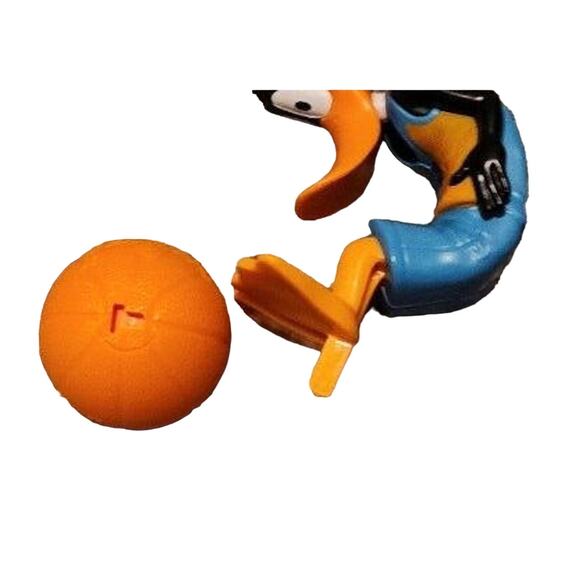 McDonald’s Toy Daffy Duck Space Jam Basketball with Ball - Picture 3 of 3